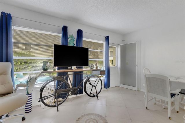 2298 NETHERLANDS DRIVE 4, Clearwater, FL 33763