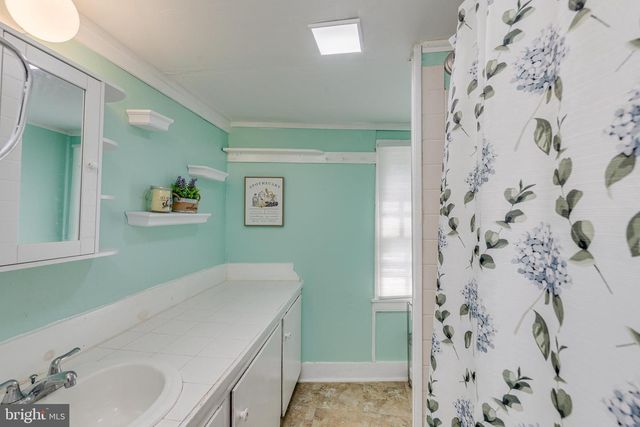 77 MARY STREET, Bordentown, NJ 08505