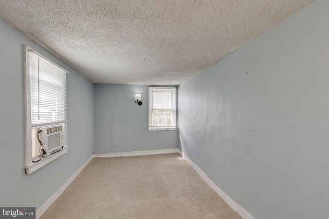 77 MARY STREET, Bordentown, NJ 08505