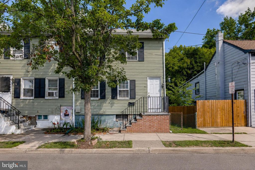 77 MARY STREET, Bordentown, NJ 08505