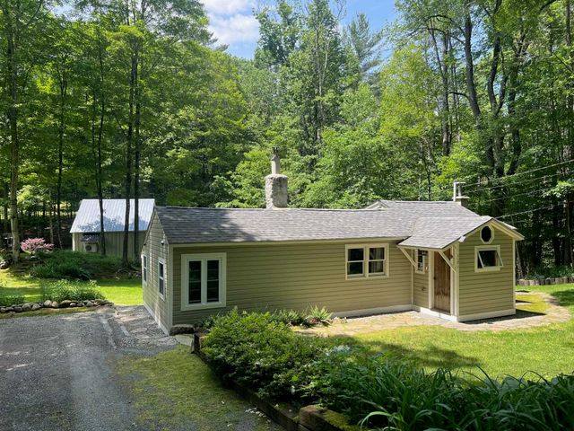 1171 Wickopee Hill, Dummerston, VT 05301