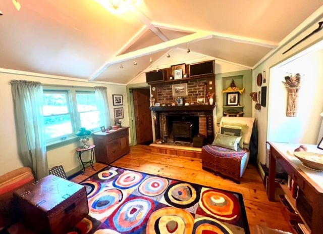 1171 Wickopee Hill, Dummerston, VT 05301