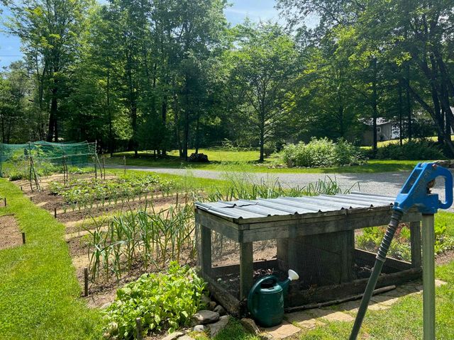 1171 Wickopee Hill, Dummerston, VT 05301