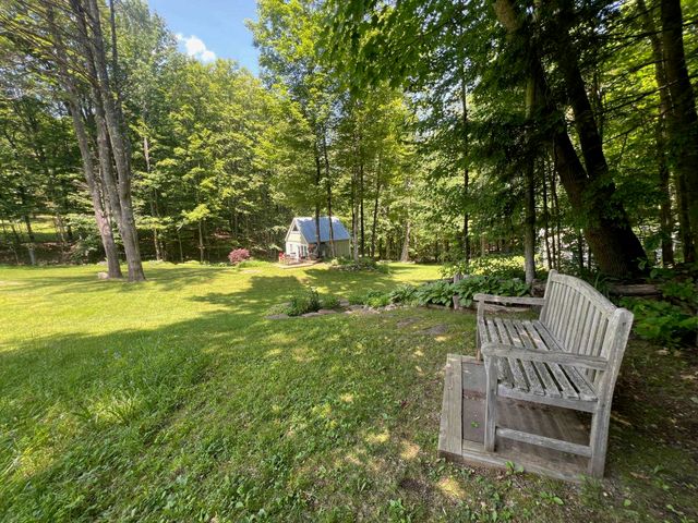 1171 Wickopee Hill, Dummerston, VT 05301