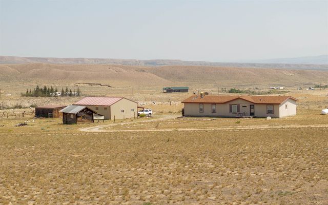 35 Hoot Owl Tr, Clark, WY 82435 property photo