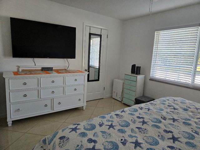 650 PINELLAS POINT DRIVE S 204, St Petersburg, FL 33705