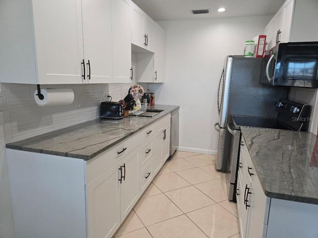 650 PINELLAS POINT DRIVE S 204, St Petersburg, FL 33705