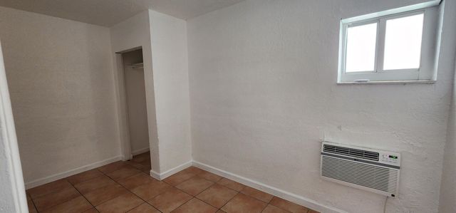 620 NW 7th Avenue 16, Pompano Beach, FL 33060
