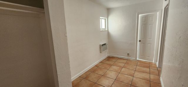 620 NW 7th Avenue 16, Pompano Beach, FL 33060