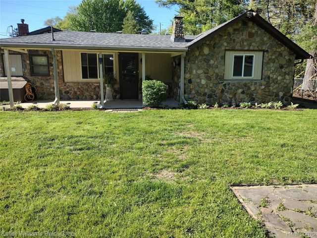 3145 Krafft Road, Fort Gratiot Charter Township, MI 48059