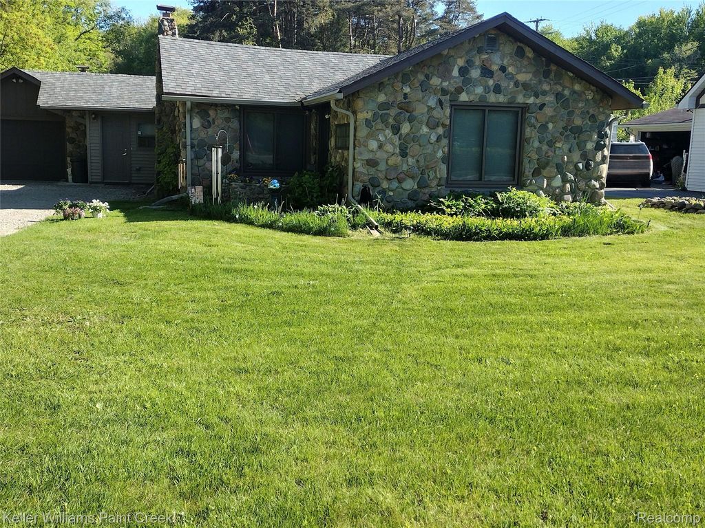 3145 Krafft Road, Fort Gratiot Charter Township, MI 48059