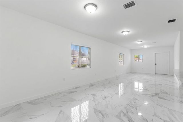 1244 NW 71st St, Miami, FL 33147