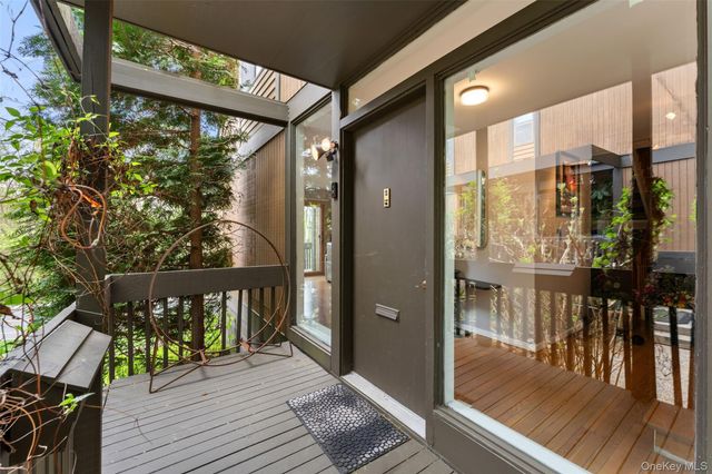 114 Ogden Avenue, Dobbs Ferry, NY 10522