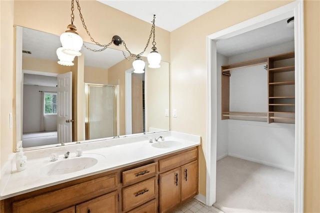 2955 Ascot Lane, Roswell, GA 30076