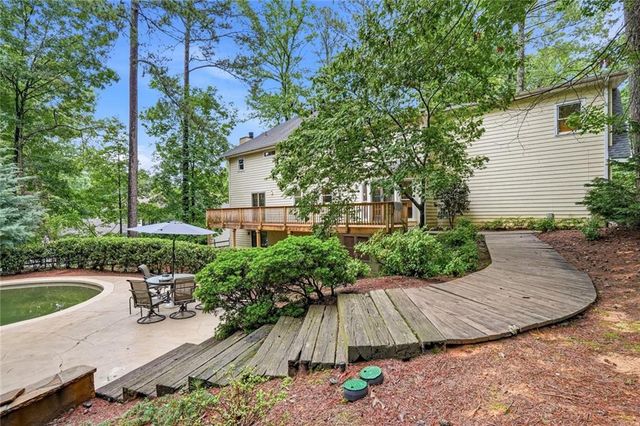 2955 Ascot Lane, Roswell, GA 30076