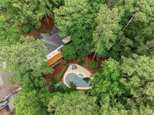 2955 Ascot Lane, Roswell, GA 30076