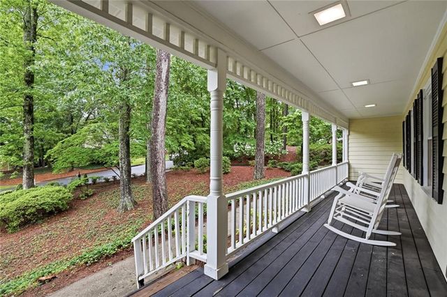 2955 Ascot Lane, Roswell, GA 30076