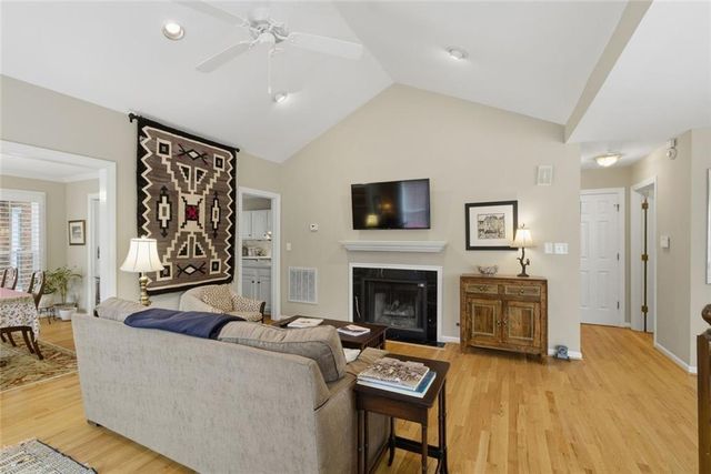 3269 Embry Downs Court, Atlanta, GA 30340