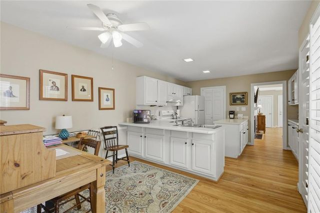 3269 Embry Downs Court, Atlanta, GA 30340