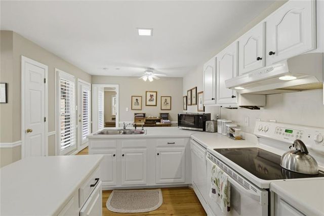 3269 Embry Downs Court, Atlanta, GA 30340