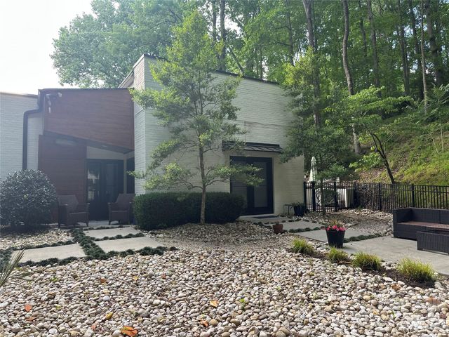 3316 Johnny Cake Lane, Charlotte, NC 28226