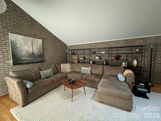 3316 Johnny Cake Lane, Charlotte, NC 28226