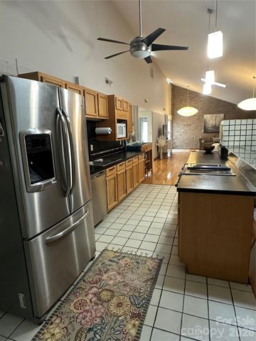 3316 Johnny Cake Lane, Charlotte, NC 28226