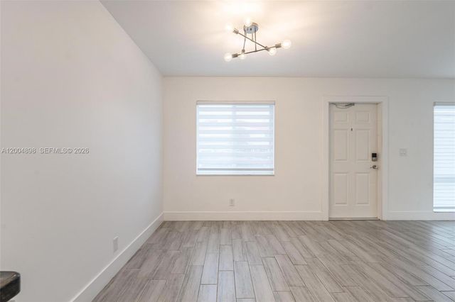 130 NW 57th St 1, Oakland Park, FL 33309