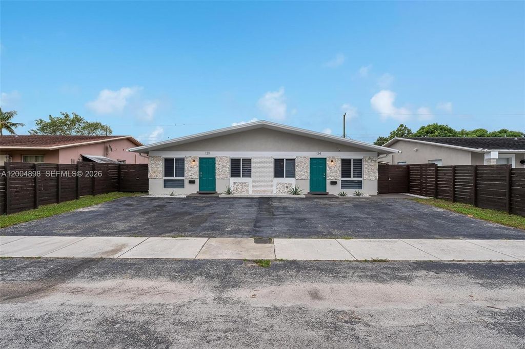130 NW 57th St 1, Oakland Park, FL 33309