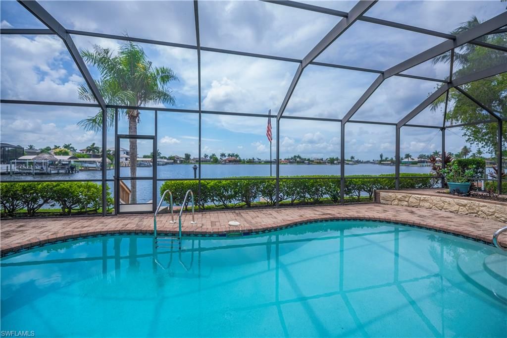 412 Cape Coral PKWY W, CAPE CORAL, FL 33914 — photo 2