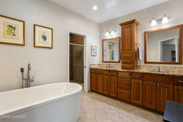 4280 Camino Ferreo, Tucson, AZ 85750