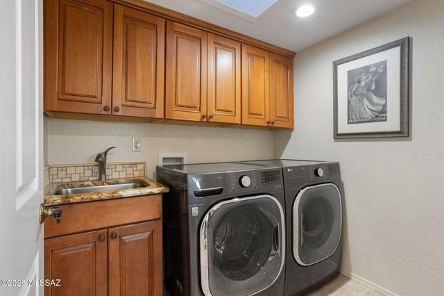 4280 Camino Ferreo, Tucson, AZ 85750