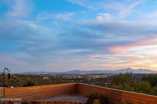 4280 Camino Ferreo, Tucson, AZ 85750