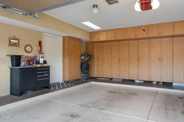 4280 Camino Ferreo, Tucson, AZ 85750