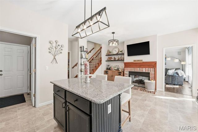 2942 Marchbanks Place, St Louis, MO 63129
