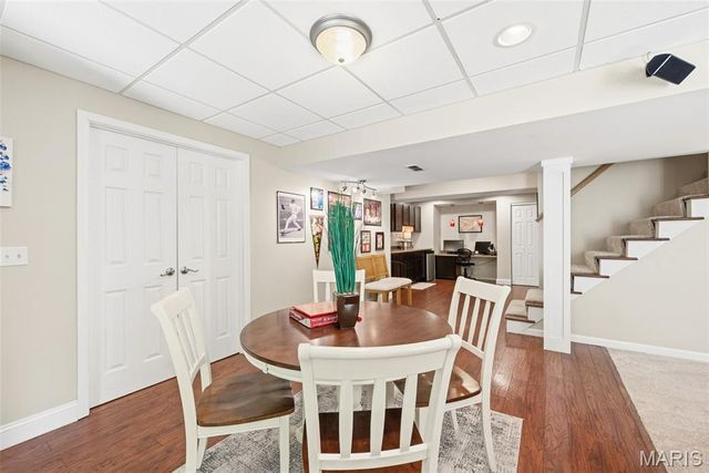 2942 Marchbanks Place, St Louis, MO 63129
