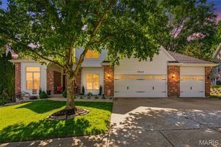 2942 Marchbanks Place, St Louis, MO 63129