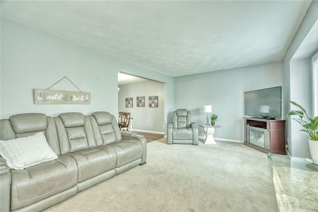 645 Webster Road, Webster, NY 14580