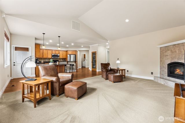 15126 82nd Avenue E, Puyallup, WA 98375