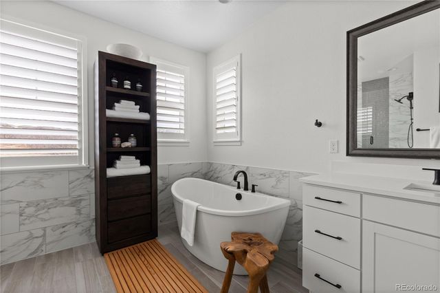 7098 Copper Sky Circle, Castle Pines, CO 80108