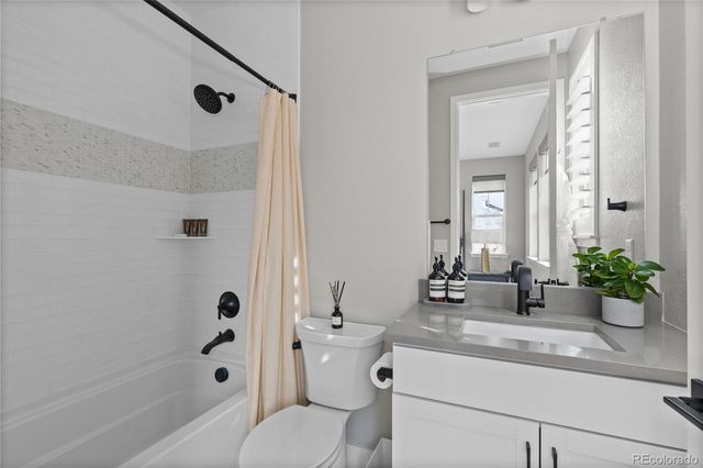 7098 Copper Sky Circle, Castle Pines, CO 80108