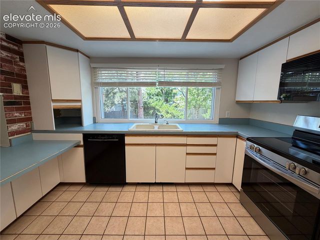 1140 Cenotaph Circle, Colorado Springs, CO 80904