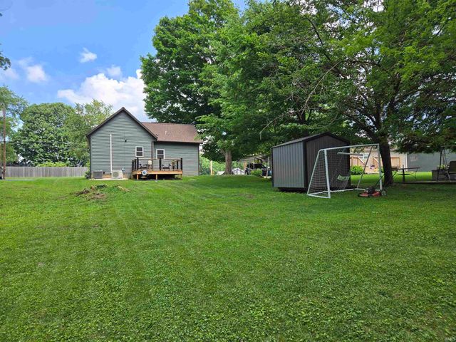 7319 Main Street, Wadesville, IN 47638