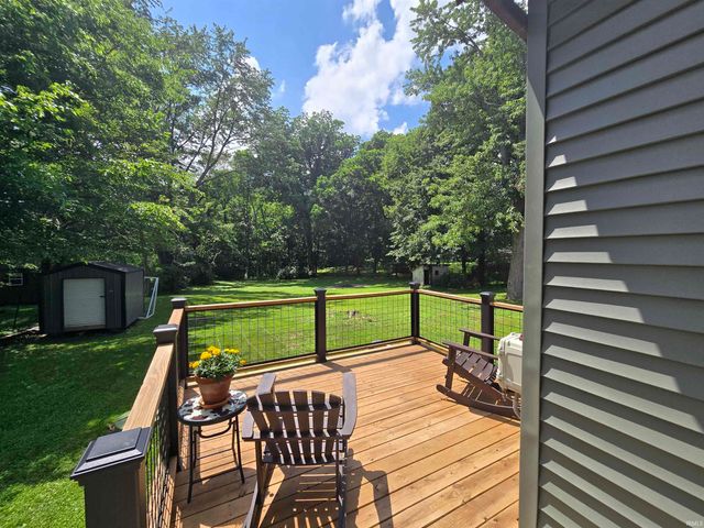 7319 Main Street, Wadesville, IN 47638