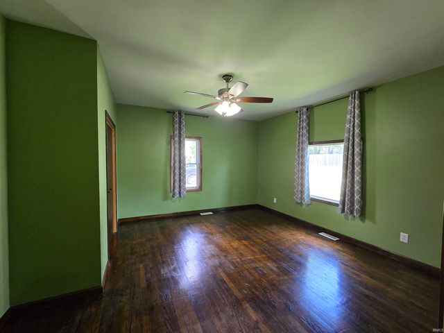 7319 Main Street, Wadesville, IN 47638