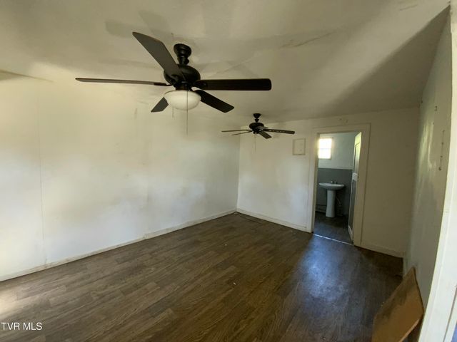 229 235 Henard Road, Rogersville, TN 37857