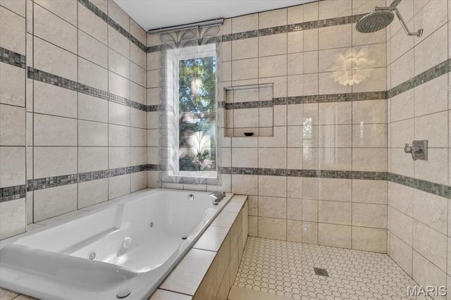 2702 Indiana Avenue, St Louis, MO 63118