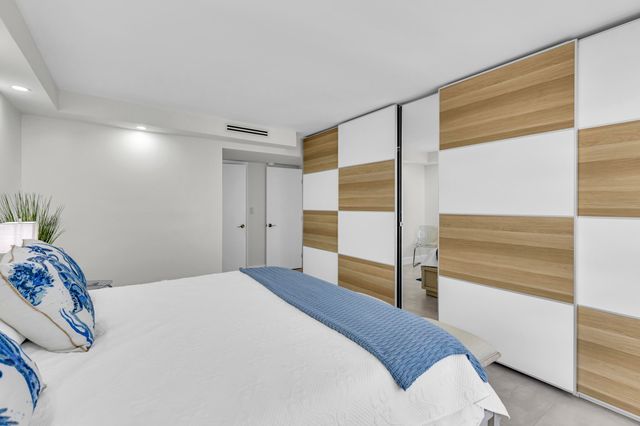 3200 N Ocean Drive Unit 203, Hollywood, FL 33019