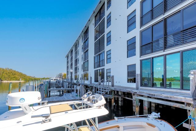 3200 N Ocean Drive Unit 203, Hollywood, FL 33019