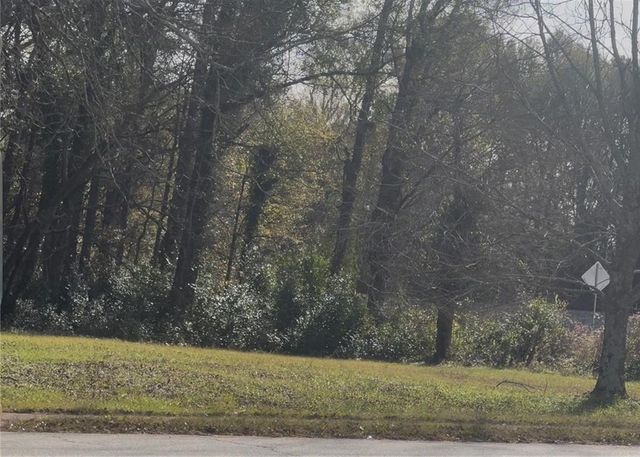 146 Hampton Street, Mcdonough, GA 30253